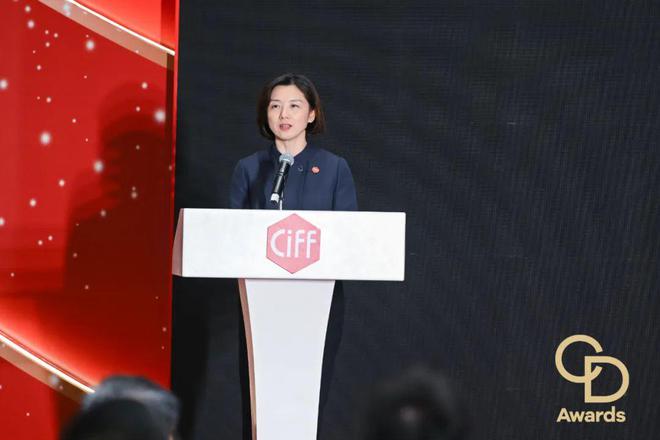 钻之星」颁奖典礼（民用家具展专场）盛大举办不朽情缘appCIFF广州 2025「华(图2)