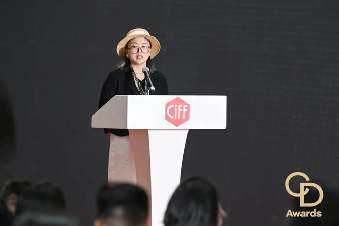 钻之星」颁奖典礼（民用家具展专场）盛大举办不朽情缘appCIFF广州 2025「华(图7)